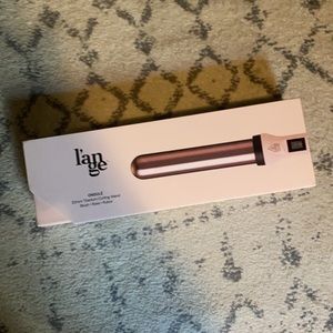 Titanium curling wand